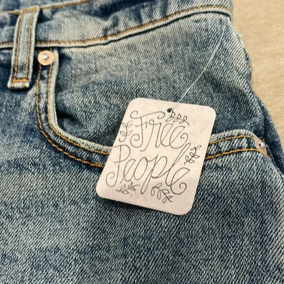 We the free Stella high rise jeans | NWT| size 29 - Picture 7 of 7